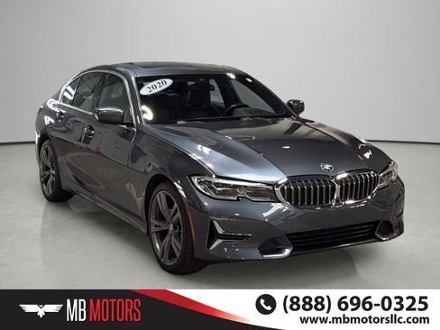 Used 2020 BMW 330i xDrive Sedan w/ Executive Package AWD/4WD image 6
