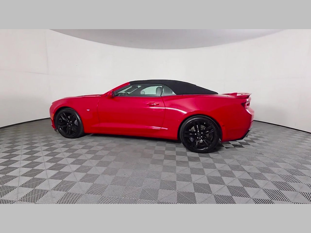 Used 2017 Chevrolet Camaro SS RWD image 46