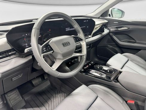 Used 2025 Audi Q6 e-tron Premium Plus w/ Premium Plus AWD/4WD image 16