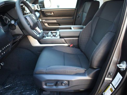 New 2026 Toyota Tundra SR5 image 7
