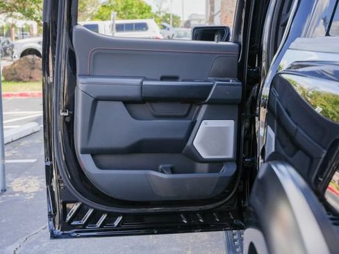 Used 2025 Ford F150 Raptor AWD/4WD image 38