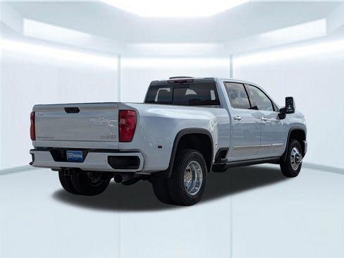New 2026 Chevrolet Silverado 3500 High Country w/ High Country Premium Package image 6