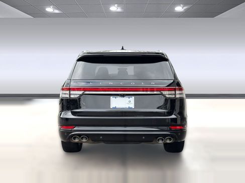 Used 2022 Lincoln Aviator Grand Touring w/ Equipment Group 301A AWD/4WD image 10