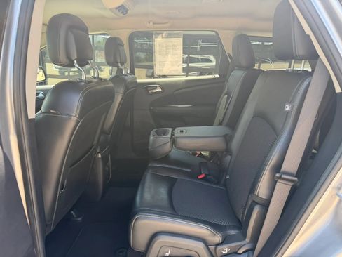 Used 2017 Dodge Journey Crossroad FWD image 35