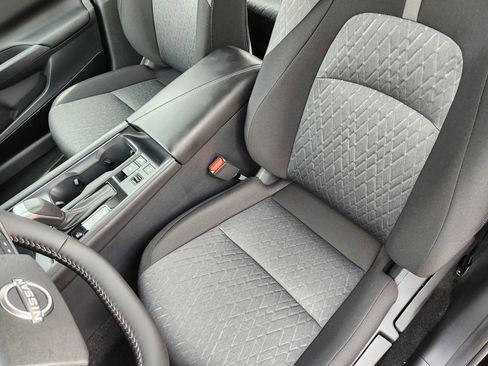 New 2026 Nissan Sentra SV w/ SV Convenience Package FWD image 10