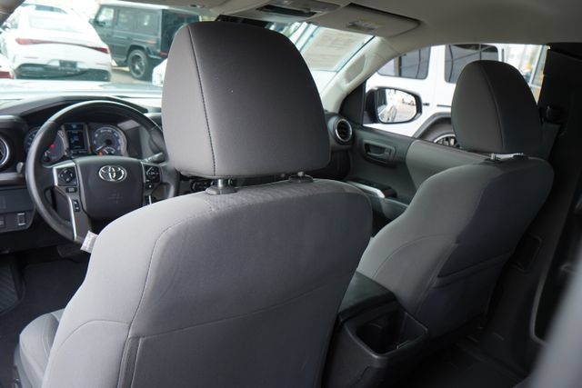 Used 2021 Toyota Tacoma SR5 RWD image 34