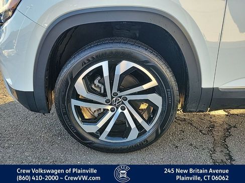 Certified 2022 Volkswagen Atlas SEL image 17