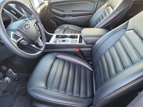 Used 2023 Ford Edge SEL w/ Convenience Package image 23