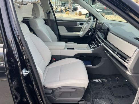 New 2026 Hyundai Santa Fe SE AWD/4WD image 17