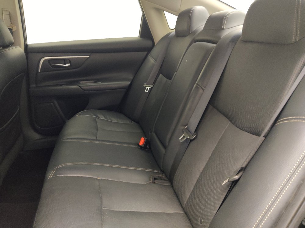 Used 2017 Nissan Altima 2.5 SL FWD image 18