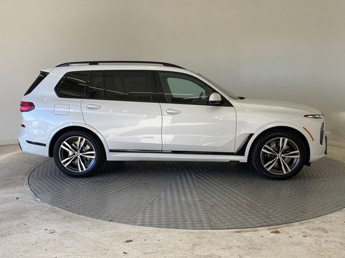 New 2026 BMW X7 xDrive40i w/ Executive Package image 7