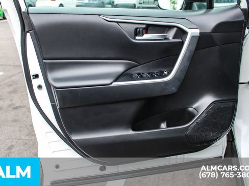 Used 2024 Toyota RAV4 XLE image 34