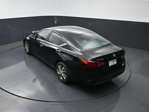 Used 2023 Nissan Altima 2.5 S FWD image 15