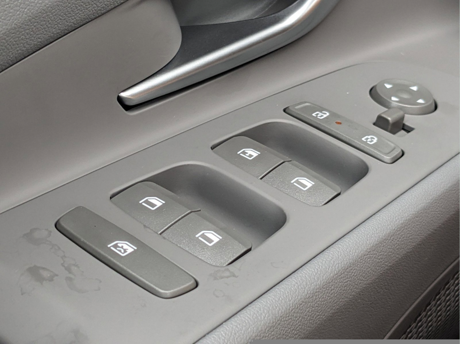 New 2026 Hyundai Elantra SE FWD image 23