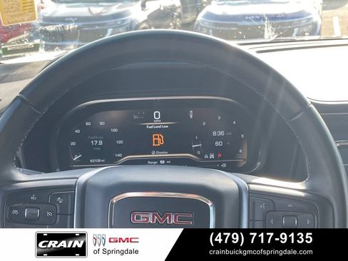 Used 2023 GMC Yukon XL SLT AWD/4WD image 12