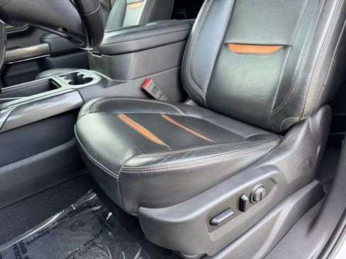 Used 2020 GMC Sierra 1500 AT4 w/ AT4 Premium Package AWD/4WD image 5