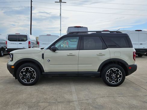 Used 2025 Ford Bronco Sport Outer Banks w/ Outer Banks Tech Package+ AWD/4WD image 9