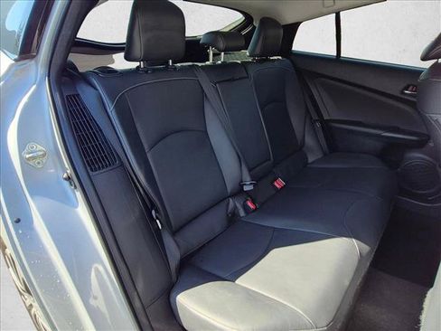 Used 2022 Toyota Prius Prime XLE FWD image 19
