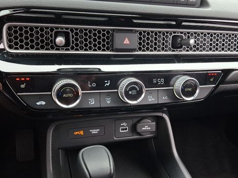 Certified 2024 Honda Civic EX image 15