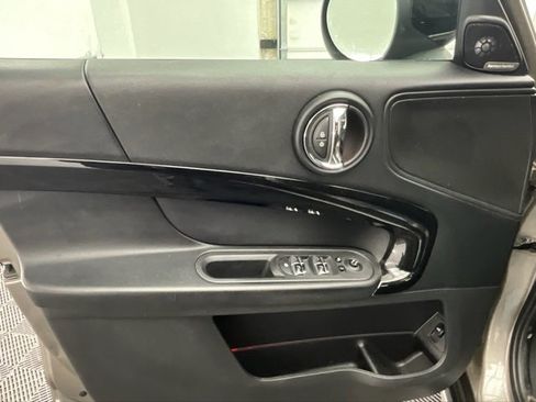 Used 2020 MINI Cooper Countryman S w/ Premium Package image 16