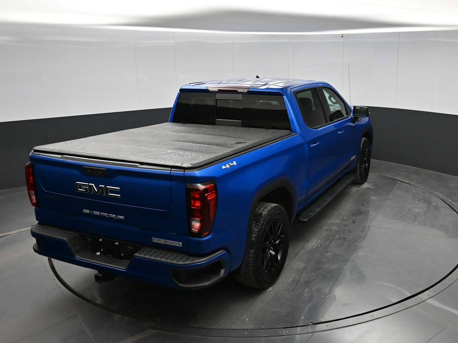 Used 2024 GMC Sierra 1500 Elevation w/ Preferred Package AWD/4WD image 31