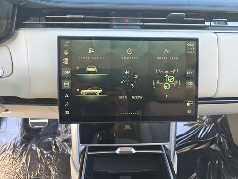 Certified 2024 Land Rover Range Rover Autobiography AWD/4WD image 21