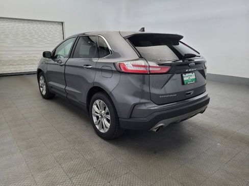 Used 2024 Ford Edge Titanium image 5