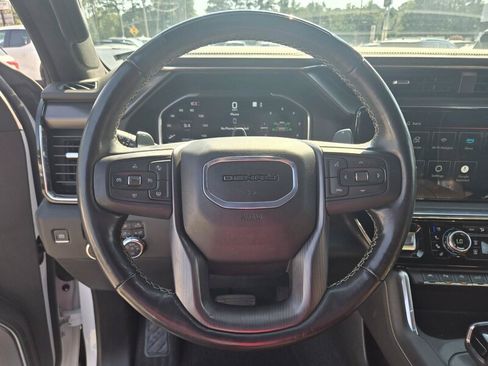 Used 2024 GMC Sierra 1500 Denali Ultimate AWD/4WD image 8