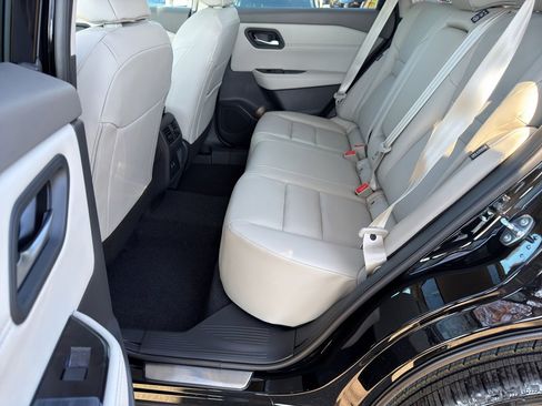 New 2026 Nissan Rogue SV image 29