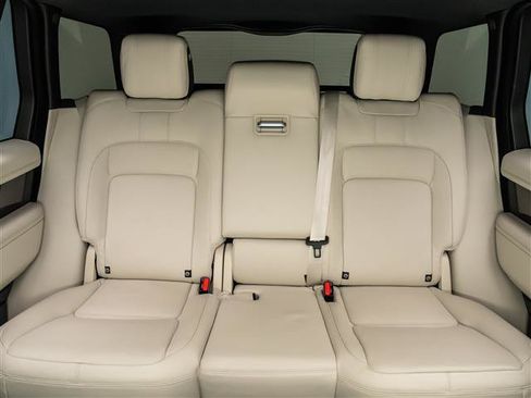 Used 2021 Land Rover Range Rover Westminster Edition AWD/4WD image 17