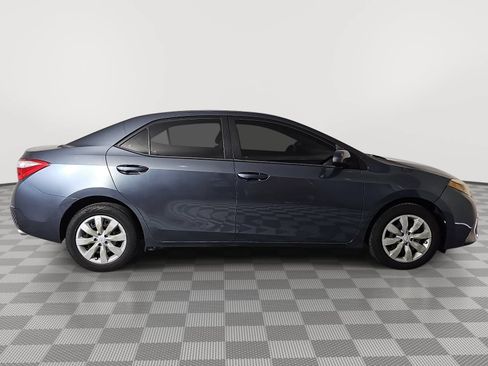Used 2015 Toyota Corolla LE FWD image 9