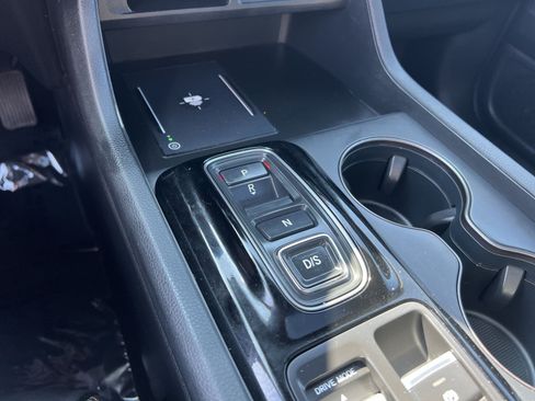 Used 2024 Honda Pilot TrailSport image 19