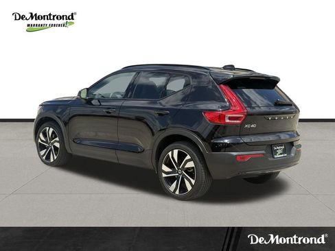 Used 2025 Volvo XC40 B5 Ultra w/ Protection Package Premier AWD/4WD image 7