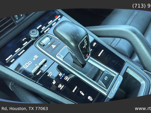 Used 2019 Porsche Cayenne S image 50
