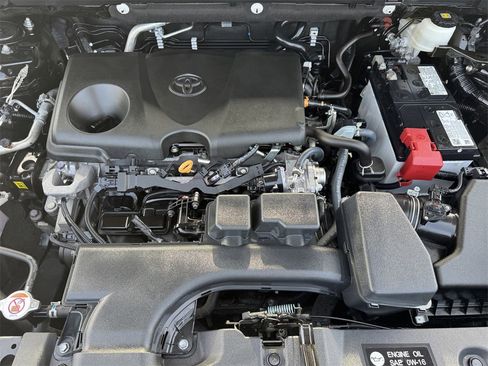 Used 2024 Toyota RAV4 LE image 27