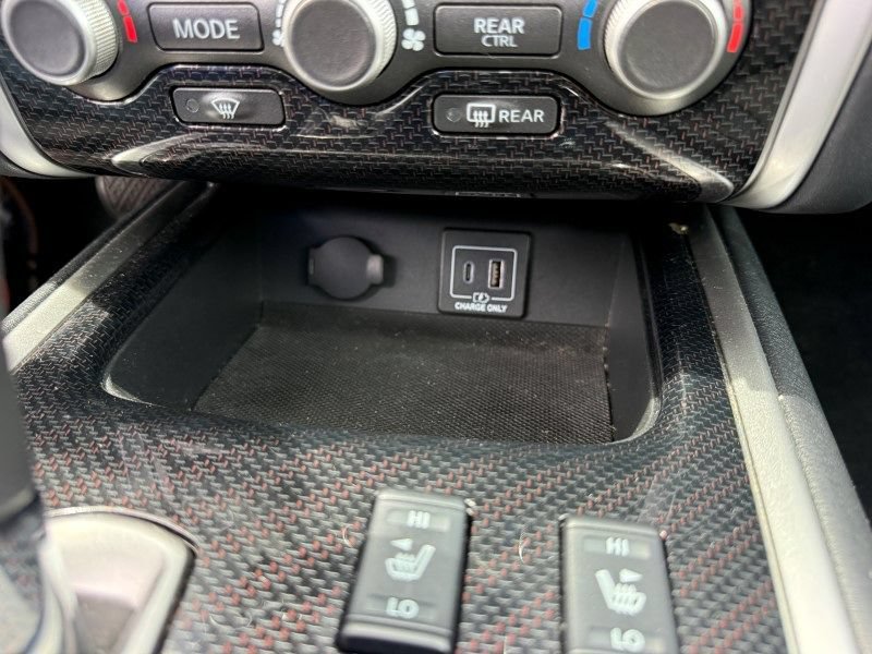 Used 2020 Nissan Pathfinder SL AWD/4WD image 31
