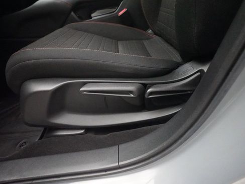 Certified 2024 Honda HR-V Sport image 28