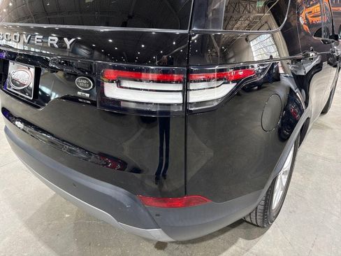 Used 2018 Land Rover Discovery SE image 44