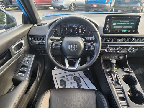 Used 2023 Honda Civic Sport Touring image 10