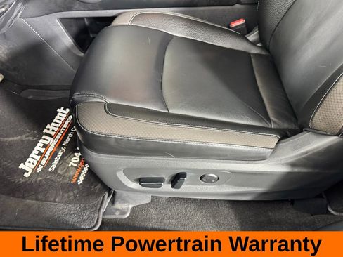 Used 2023 Nissan Pathfinder SL w/ SL Premium Package image 12