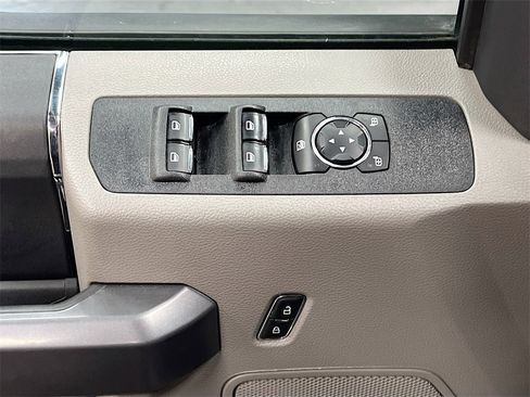 Used 2022 Ford F350 XLT image 17