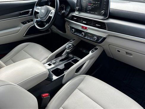 Used 2021 Kia Telluride S image 19