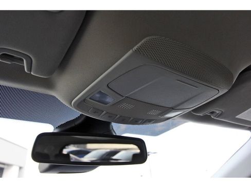 Used 2024 Ford Edge Titanium image 25