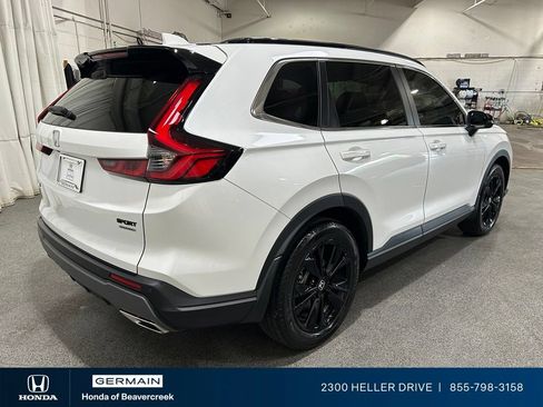 Used 2024 Honda CR-V Sport Touring image 8
