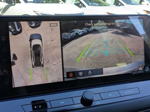 New 2026 Nissan Rogue Platinum AWD/4WD image 21