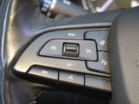 Used 2019 Cadillac XT4 Premium Luxury AWD/4WD image 23