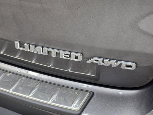 Certified 2019 Toyota Highlander Limited w/ Protection Package #3 image 19