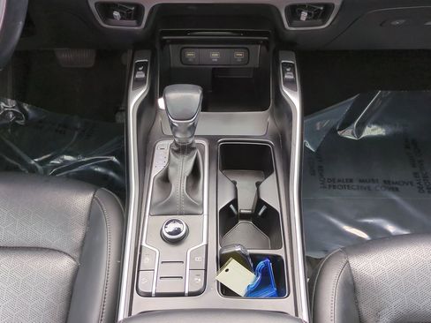 Used 2022 Kia Sorento S w/ Panoramic Sunroof Package FWD image 19