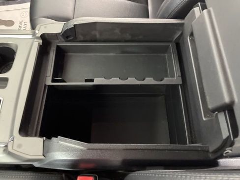 Used 2019 Ford Expedition XLT w/ Equipment Group 201A image 32