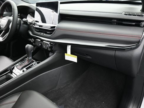 New 2026 Jeep Compass Trailhawk image 37